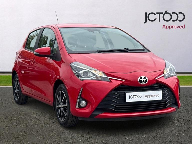 Used TOYOTA Yaris