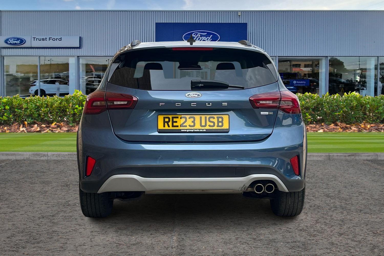 Ford FOCUS Photo 6