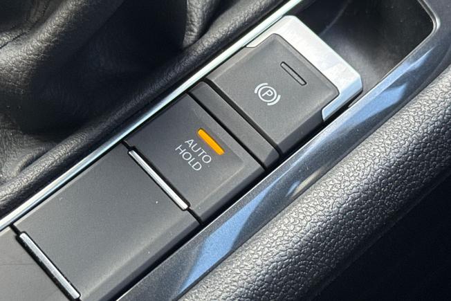 VOLKSWAGEN Tiguan Allspace Photo 31