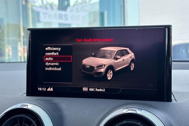 AUDI Q2 Photo 30