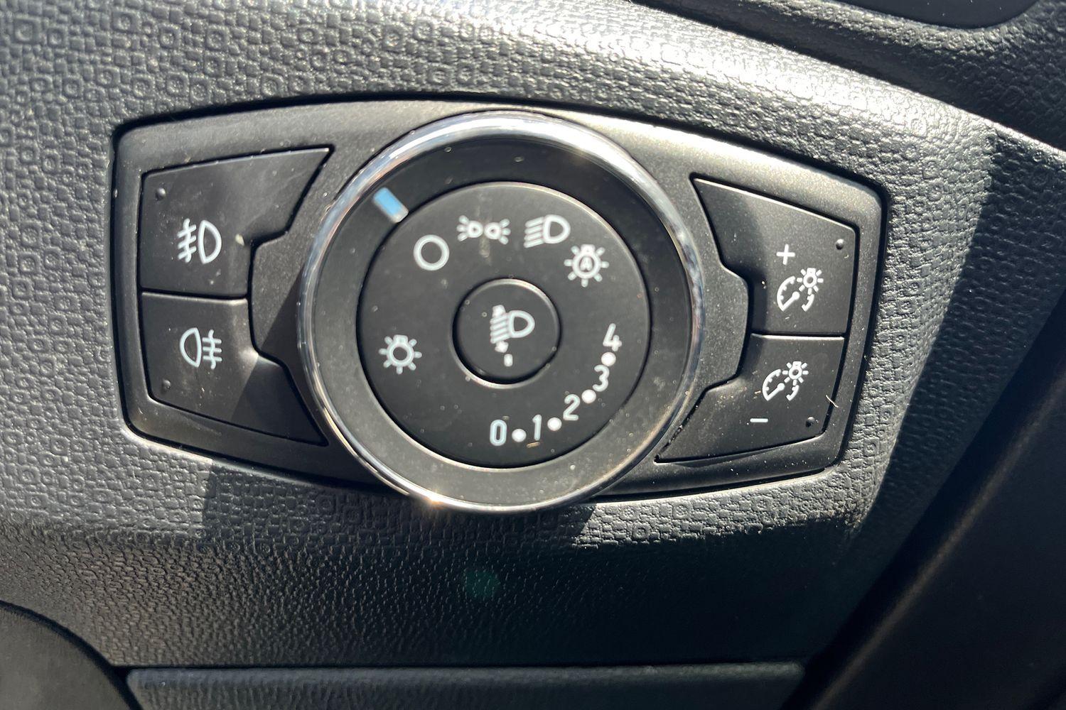 FORD ECOSPORT Photo 29