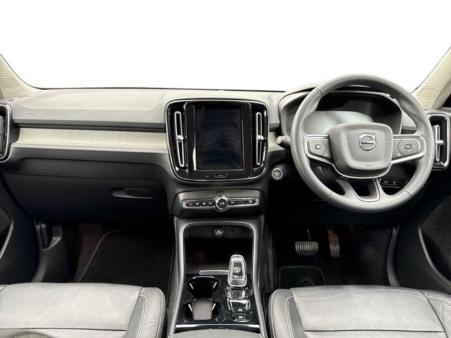 VOLVO Xc40 Photo 10
