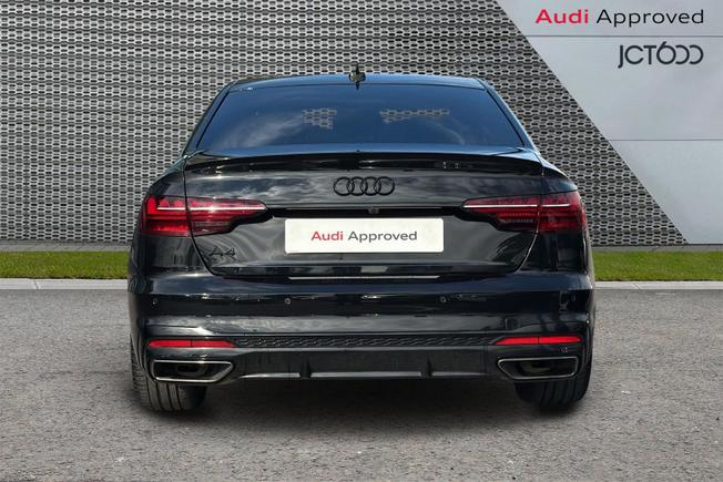 AUDI A4 Photo 7