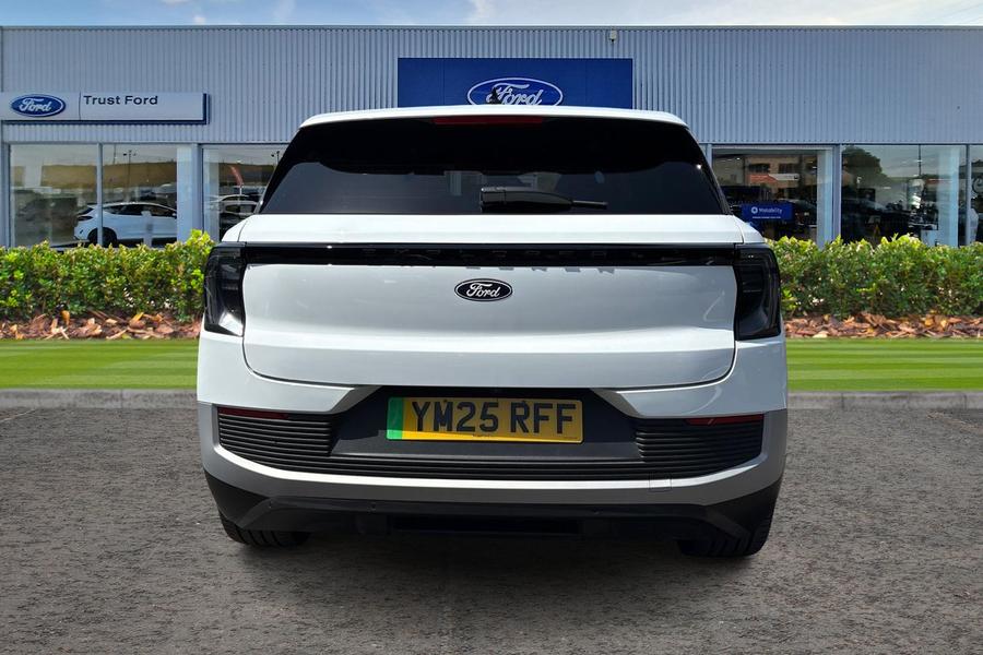 Ford Explorer Photo autoimg-05e8b3c927d8d158bf9c0465e902d25ea0110d8d.jpg