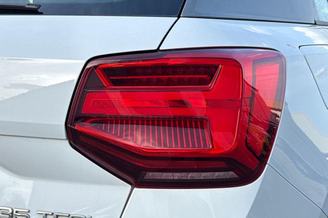 Audi Q2 Photo 18