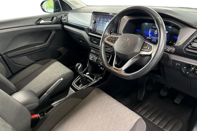 VOLKSWAGEN T-CROSS Photo 6