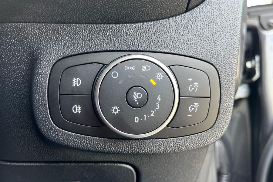 Ford Fiesta Photo autoimg-05ee8df0c497004cf02581328d3edba0d0d2f0cd.jpg