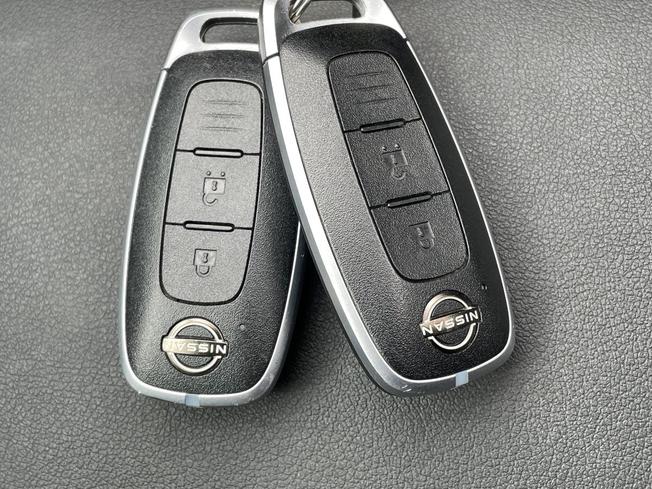 NISSAN Qashqai Photo 52