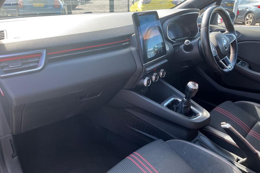 Renault CLIO Photo autoimg-05f0d4aee190d07d71c8c6b4a1499ad598cf921c.jpg