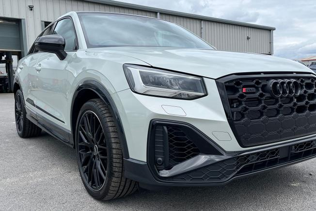 AUDI  SQ2 Photo 19