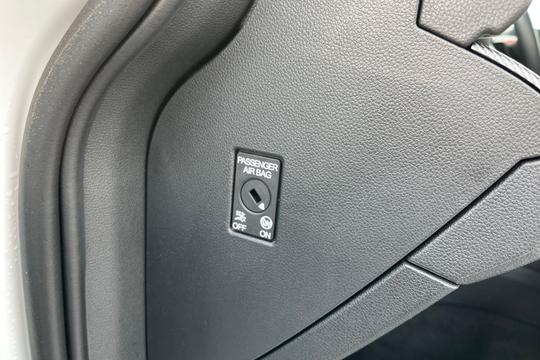 Volkswagen Golf Photo autoimg-05f334f117575c3a96dd536f820b32d911fef431.jpg