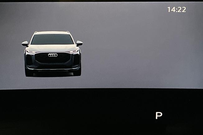 AUDI Q3 Photo 15