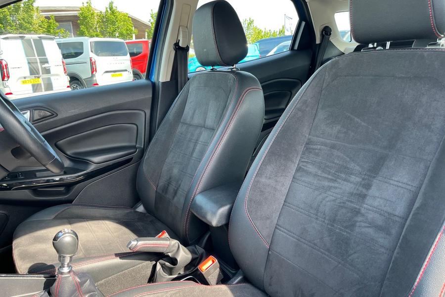 Ford ECOSPORT Photo autoimg-05f5c67e72df6645bad37c466a3a3d908489e6e3.jpg
