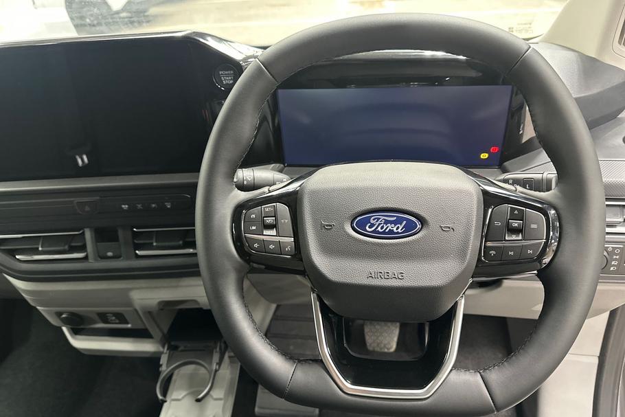 Used Ford TRANSIT CUSTOM LL75RUY 39