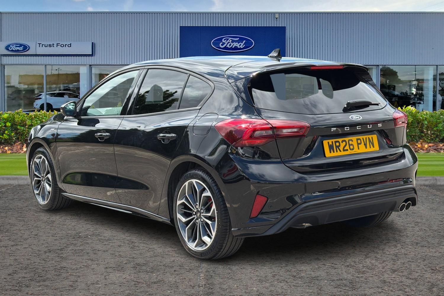 Ford FOCUS Photo 1