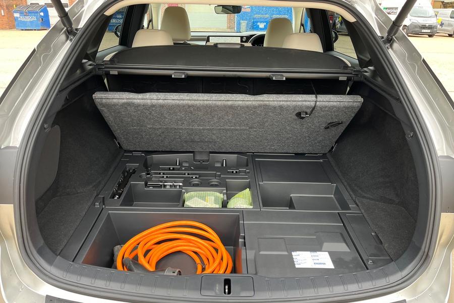 Lexus RX Photo autoimg-05fe466ec13427119b3e4f4657012ee9c94eba9c.jpg