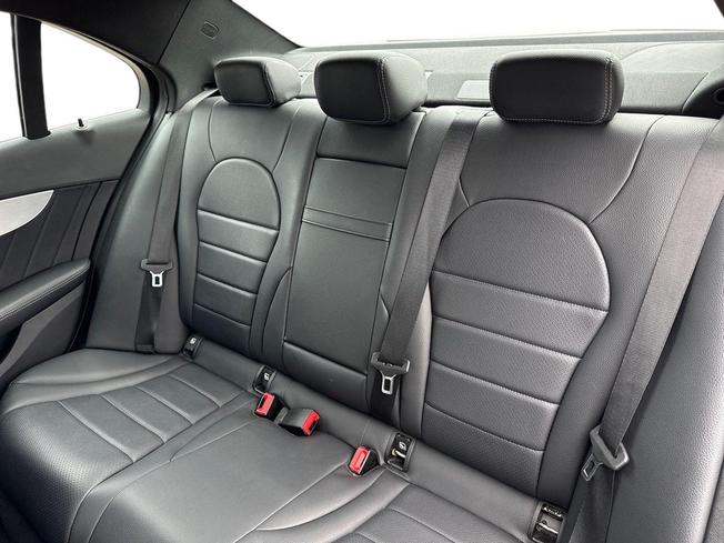 MERCEDES-BENZ C Class Photo 9