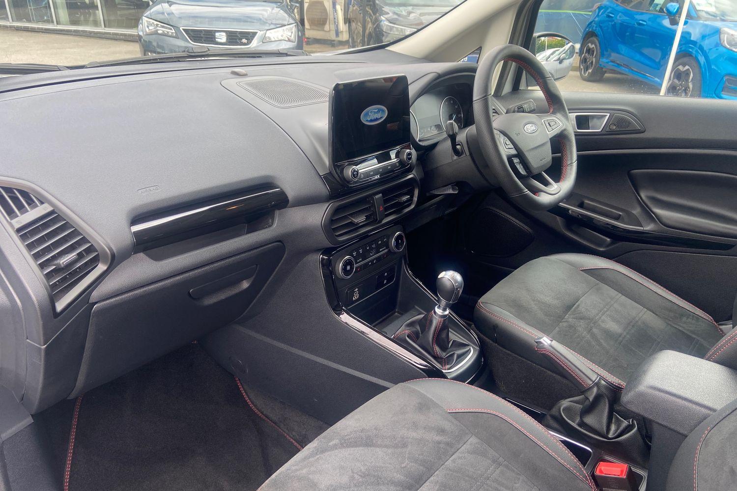 Ford ECOSPORT Photo 17