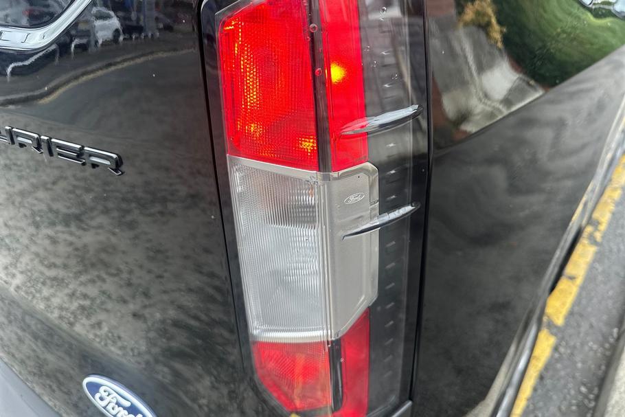 Used FORD TRANSIT COURIER HS24XGT 7