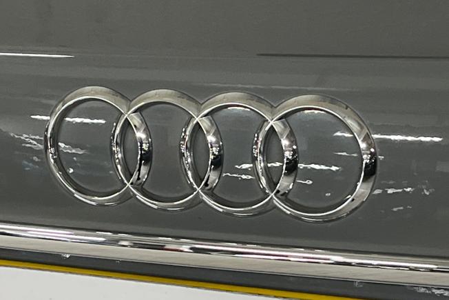 AUDI A4 Allroad Photo 35