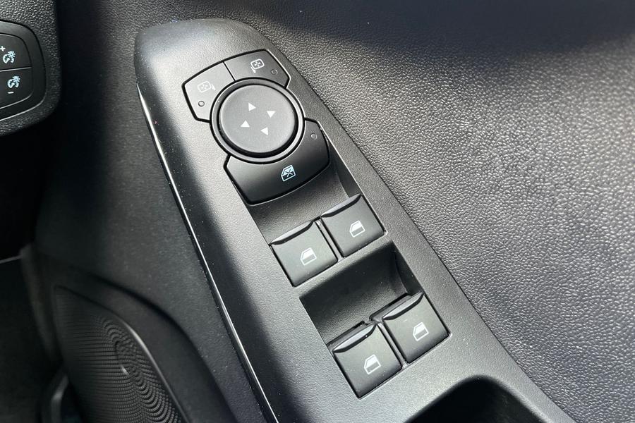 BMW 1 SERIES Photo autoimg-060e27479ebf7b9b55044130b59d9d7756428776.jpg