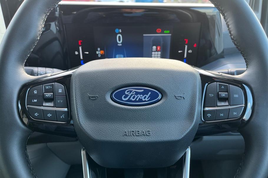 Used FORD TOURNEO CUSTOM JMZ5490 8