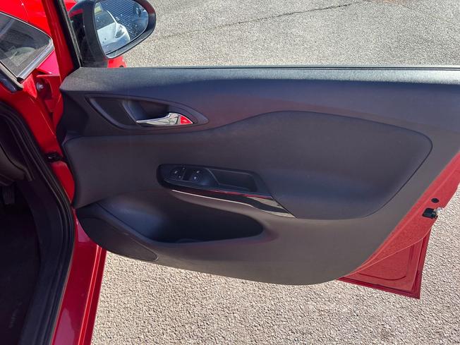 VAUXHALL Corsa Photo 42