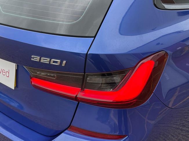 BMW 3 Series Photo 18