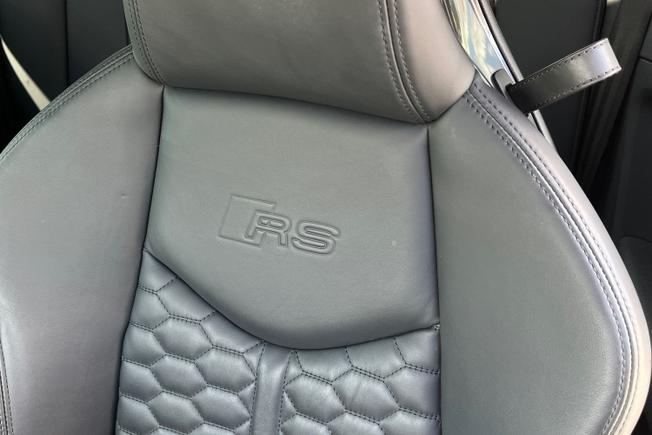 Audi TT RS Photo 51