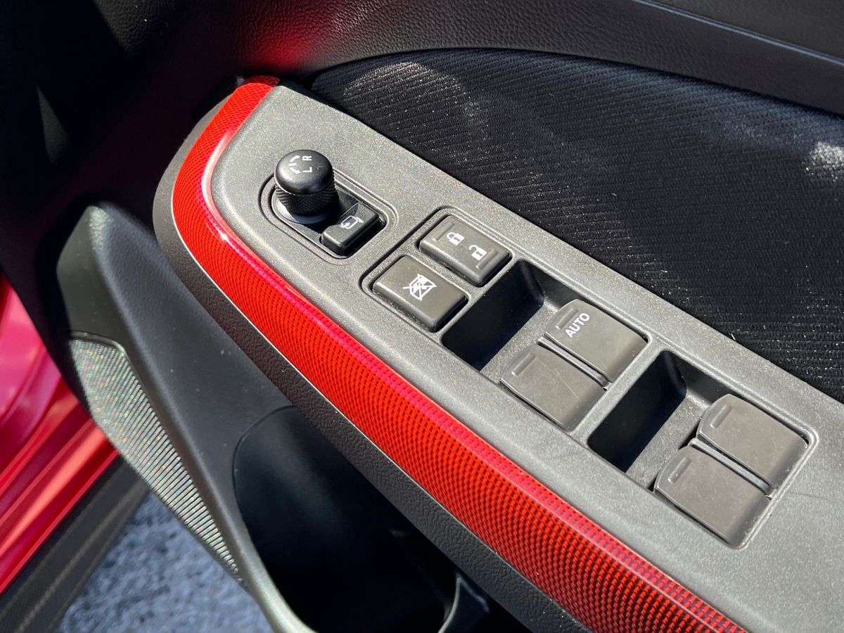 Suzuki Swift Photo 27