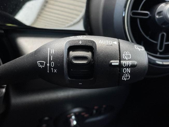MINI Hatch Photo 37