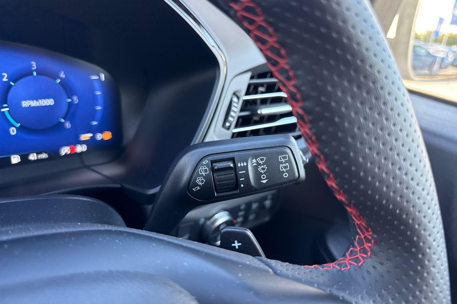 Ford KUGA Photo 14