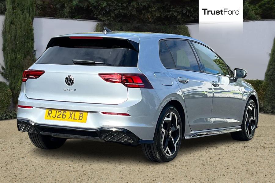 Volkswagen Golf Photo autoimg-06265d17a790039622e6a65affa8085511320c4a.jpg