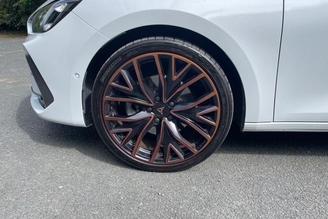 CUPRA Leon Photo 5