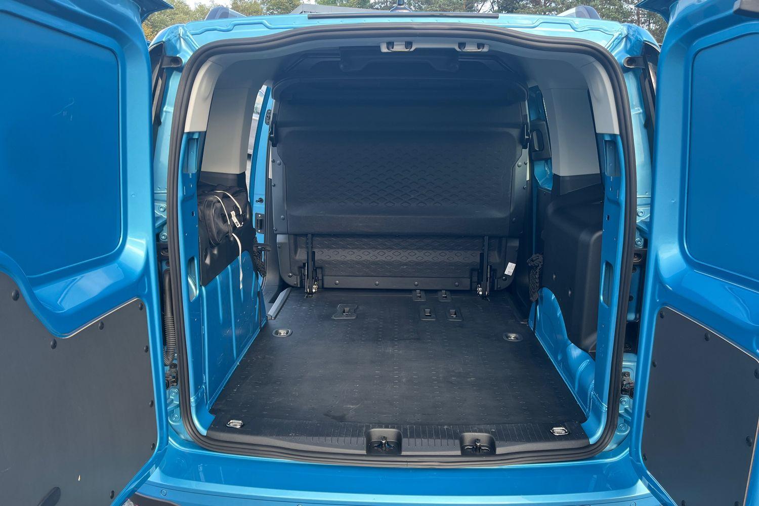 Ford TRANSIT CONNECT Photo 14