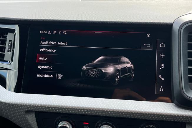 AUDI A1 Photo 32