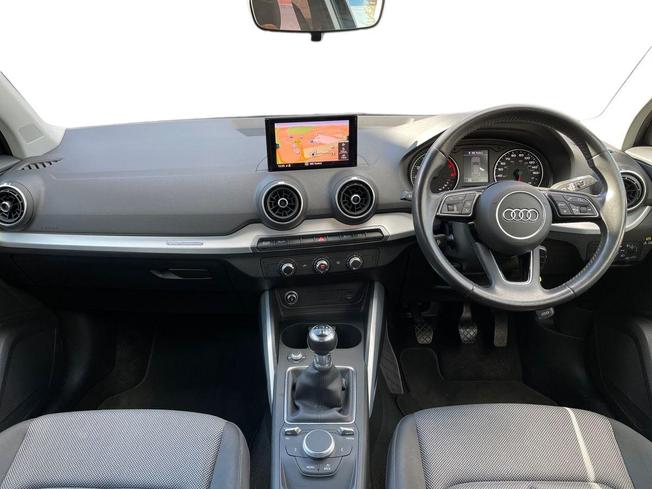 AUDI Q2 Photo 10