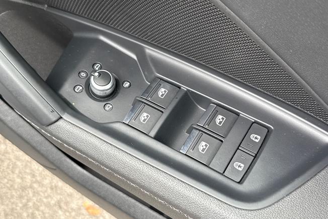 AUDI S3 Photo 34