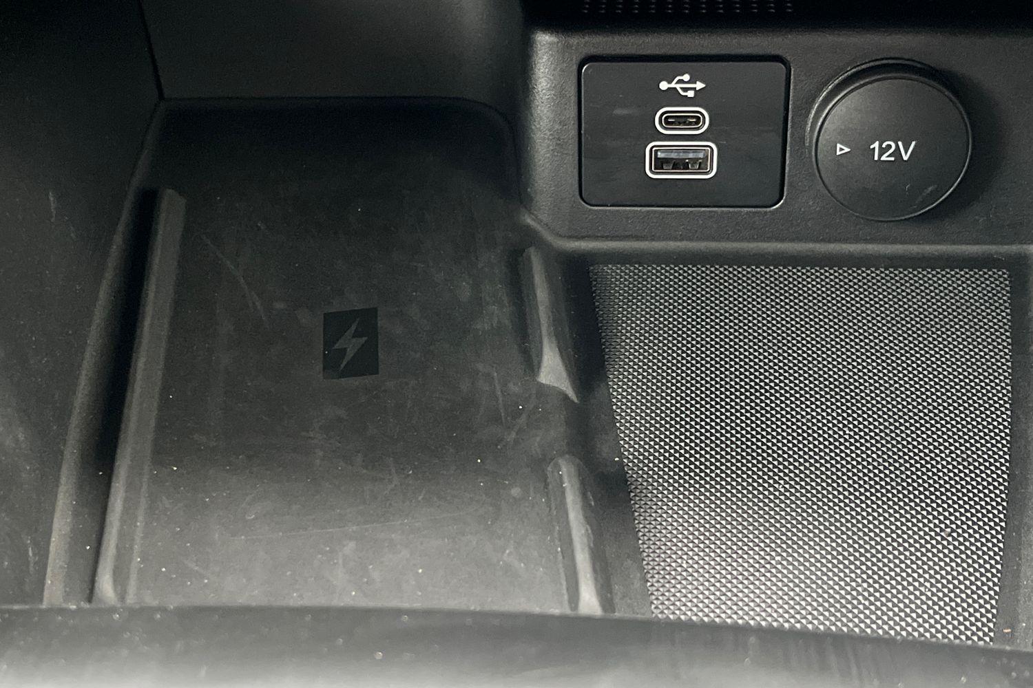 Ford KUGA Photo 33