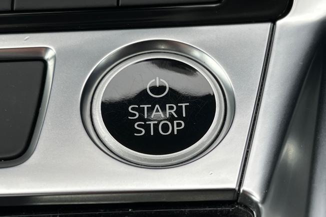 AUDI e-tron Photo 31