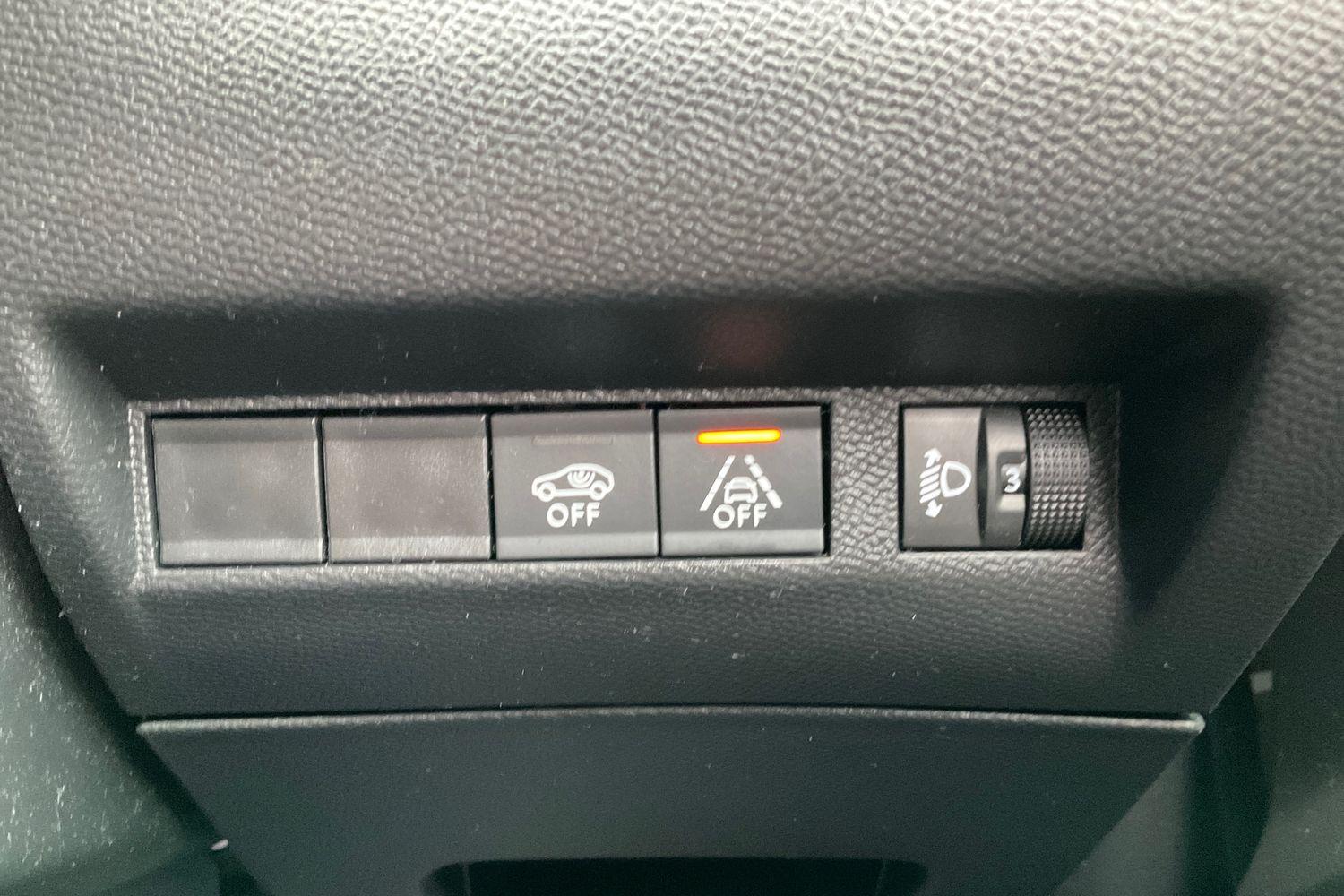 Peugeot 2008 Photo 31