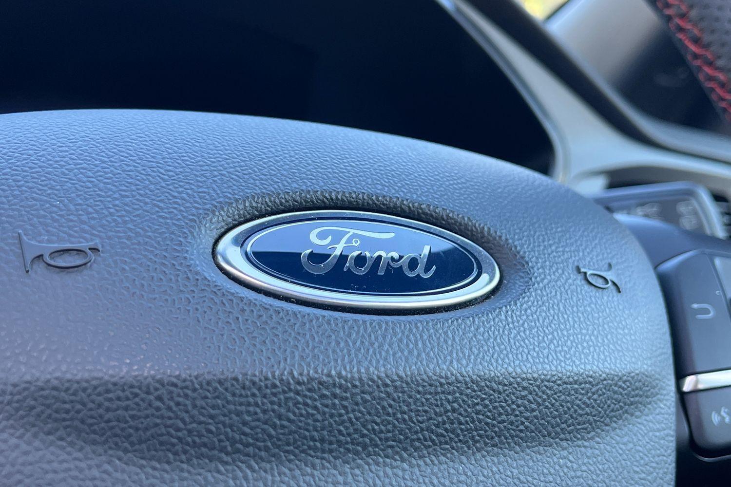 Ford Kuga Photo 39