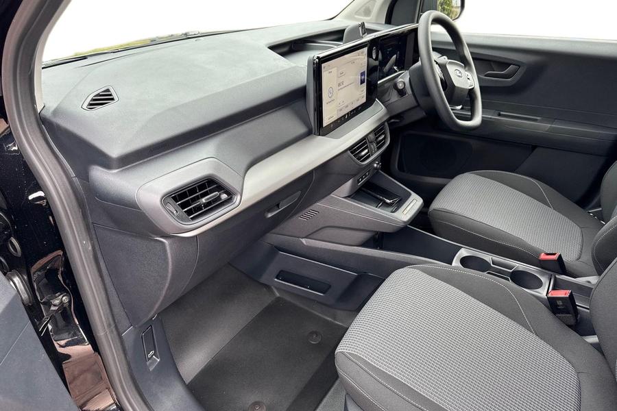 Ford E-TRANSIT COURIER Photo autoimg-063ad3907c84921ccb27089f763b53839628339e.jpg