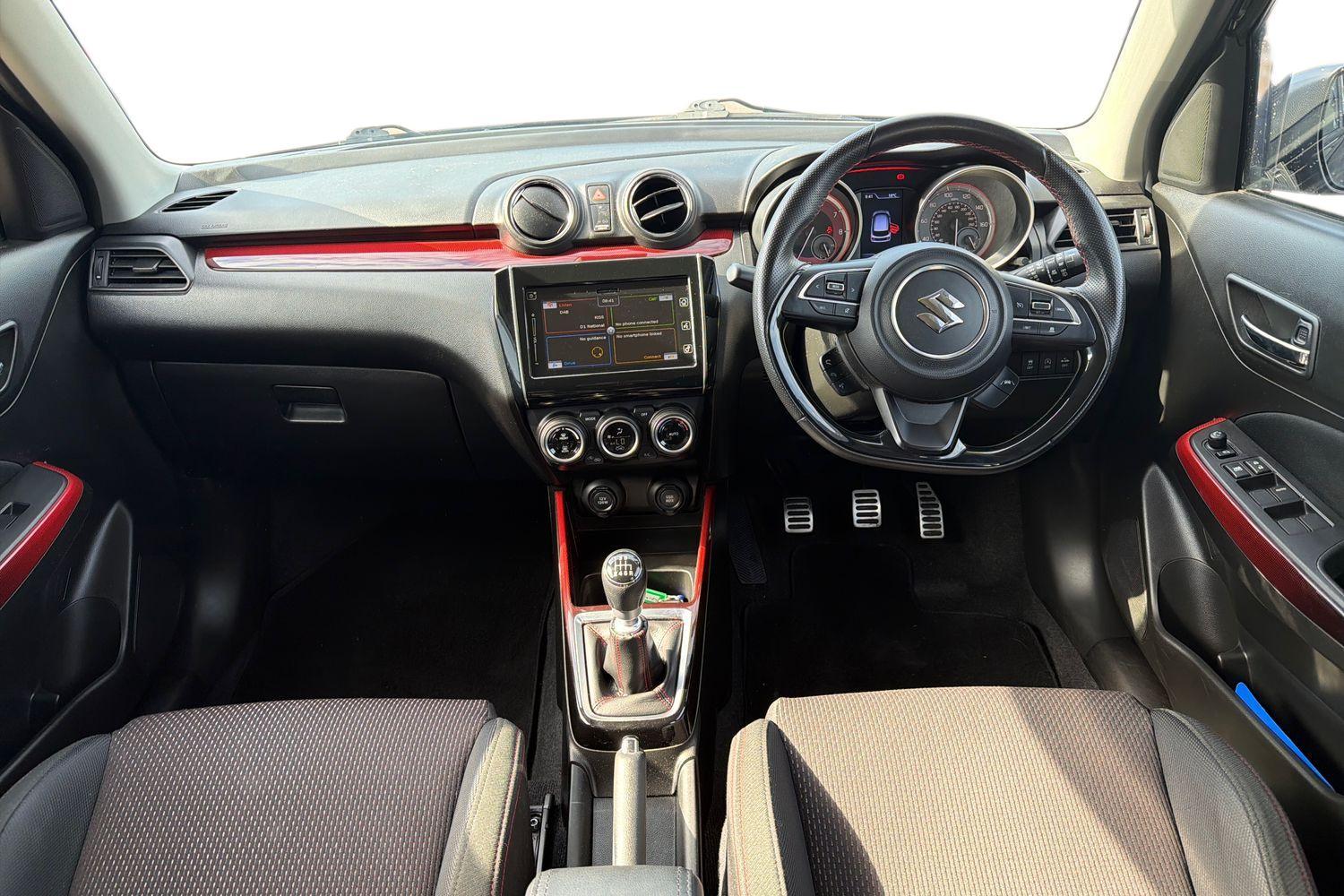 Suzuki SWIFT Photo 9