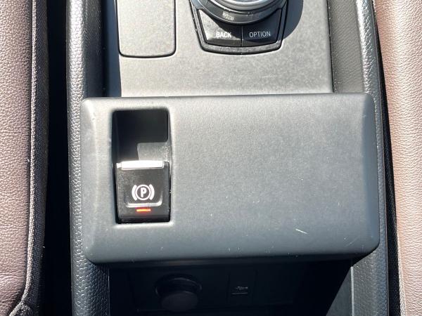 BMW i3 Photo autoimg-063d3872d1247bd3b6f763e78af82690923f4d9d.jpg
