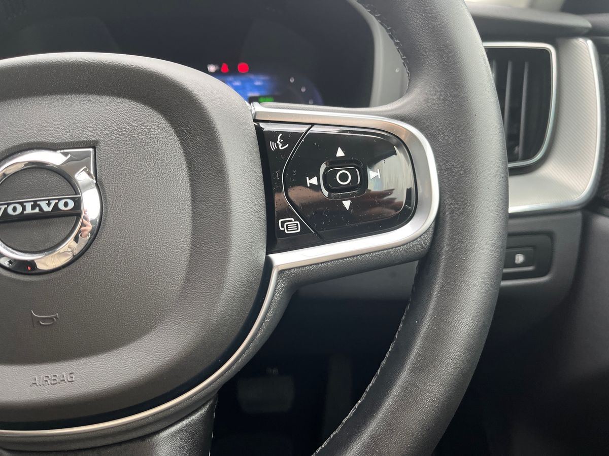 Volvo XC60 Photo 16