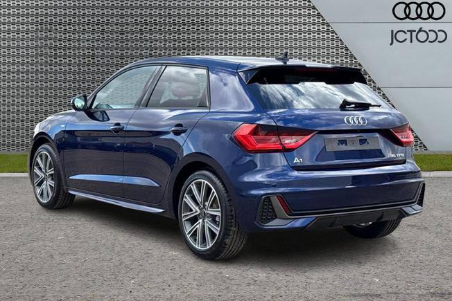 AUDI  A1 Sportback  Photo 3