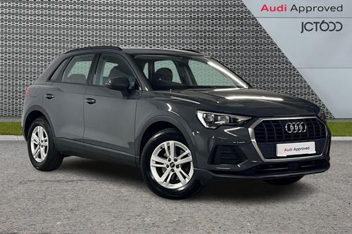 Audi Q3 Technik 35 TFSI 150 PS 6-speed 5 Door