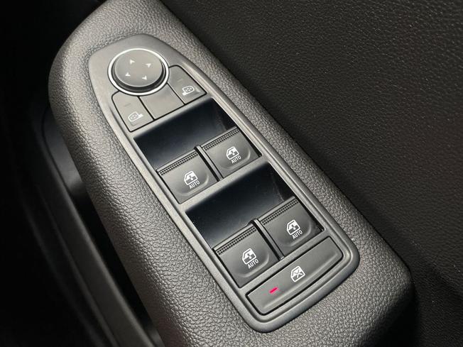 RENAULT Clio Photo 33
