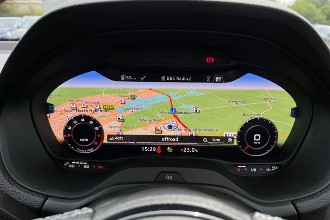 AUDI Q2 Photo 34
